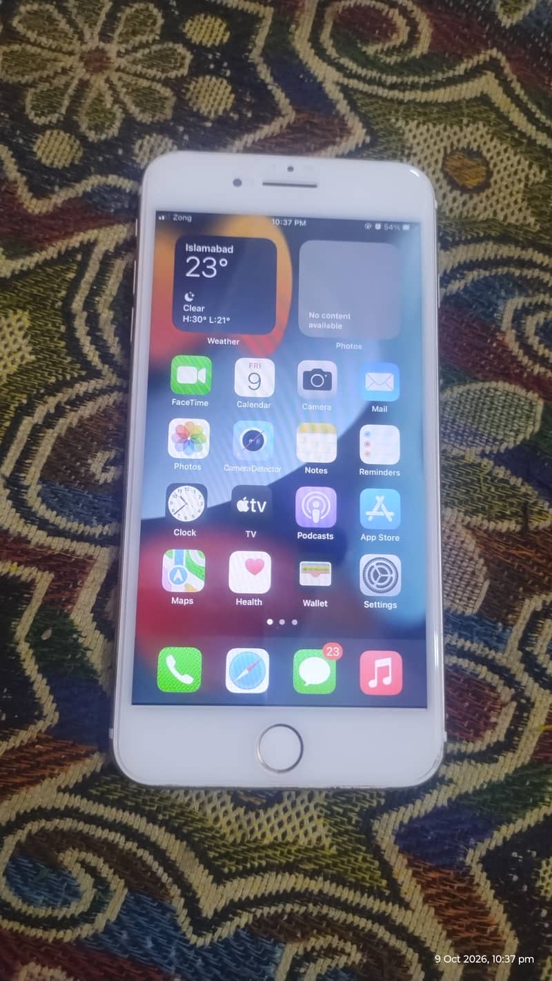 Apple iPhone 7 plus 2