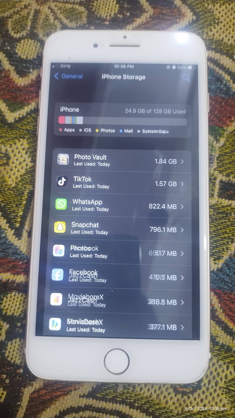 Apple iPhone 7 plus 3