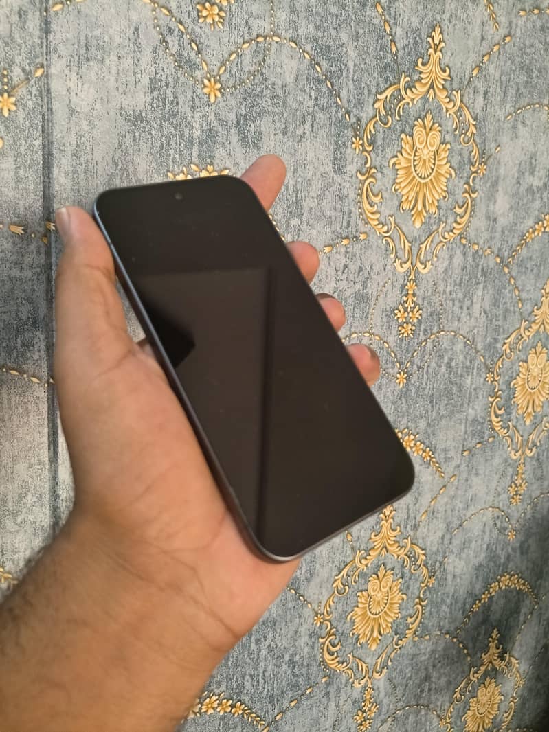 Google Pixel 10 6