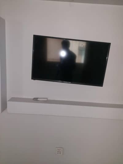 LCD 32"