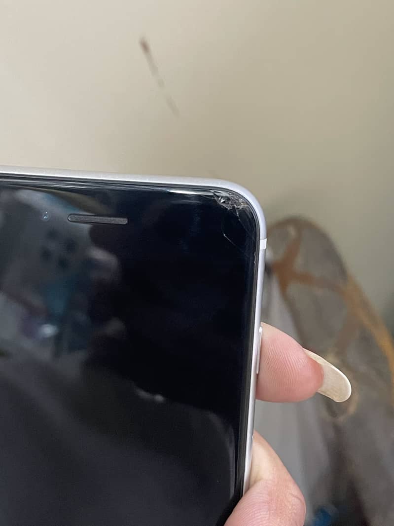 Apple iPhone SE 2020 2