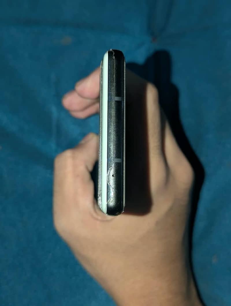 Google Pixel 6a 3