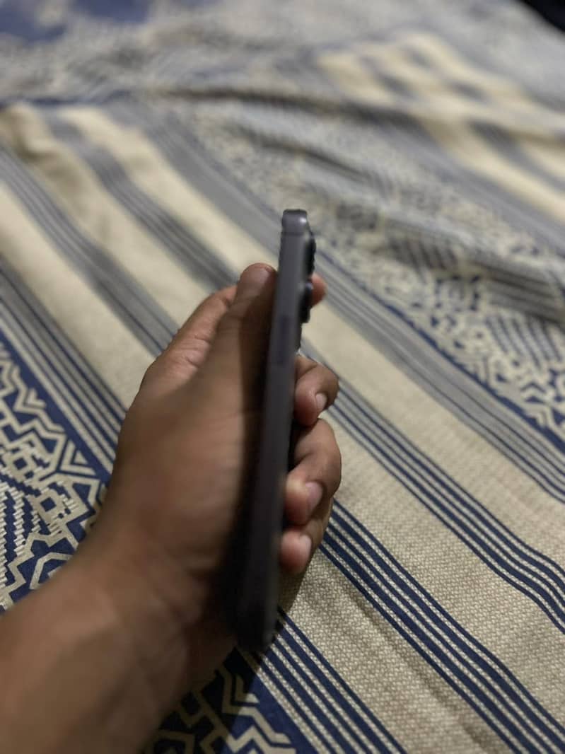 Apple iPhone 14 Pro 3