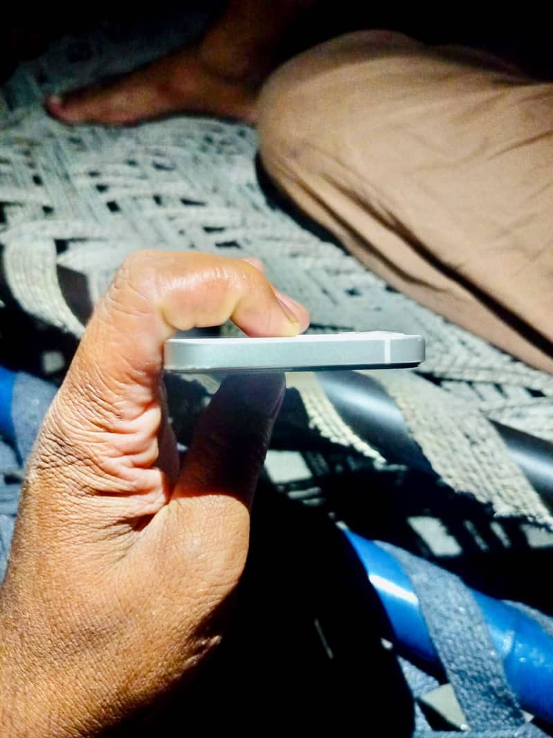 Apple iPhone 12 3
