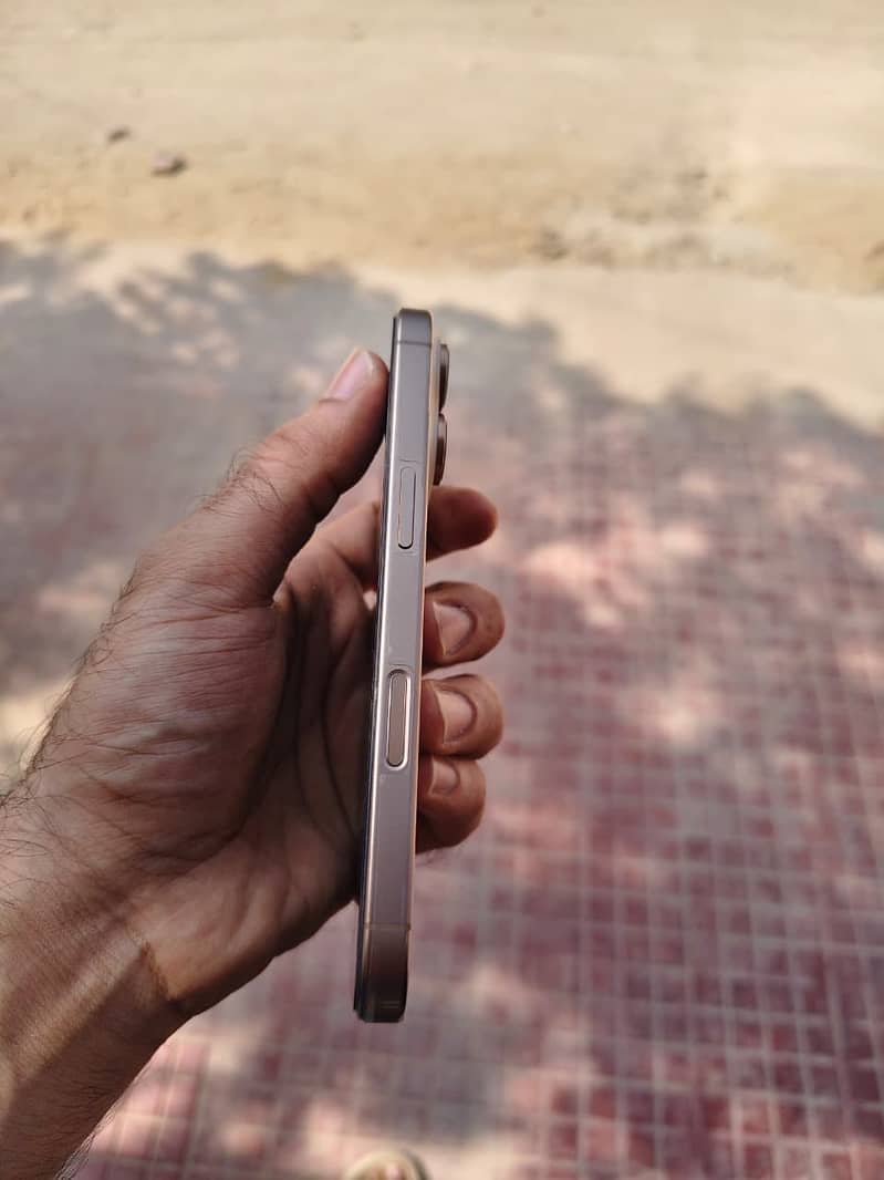 16 pro 5