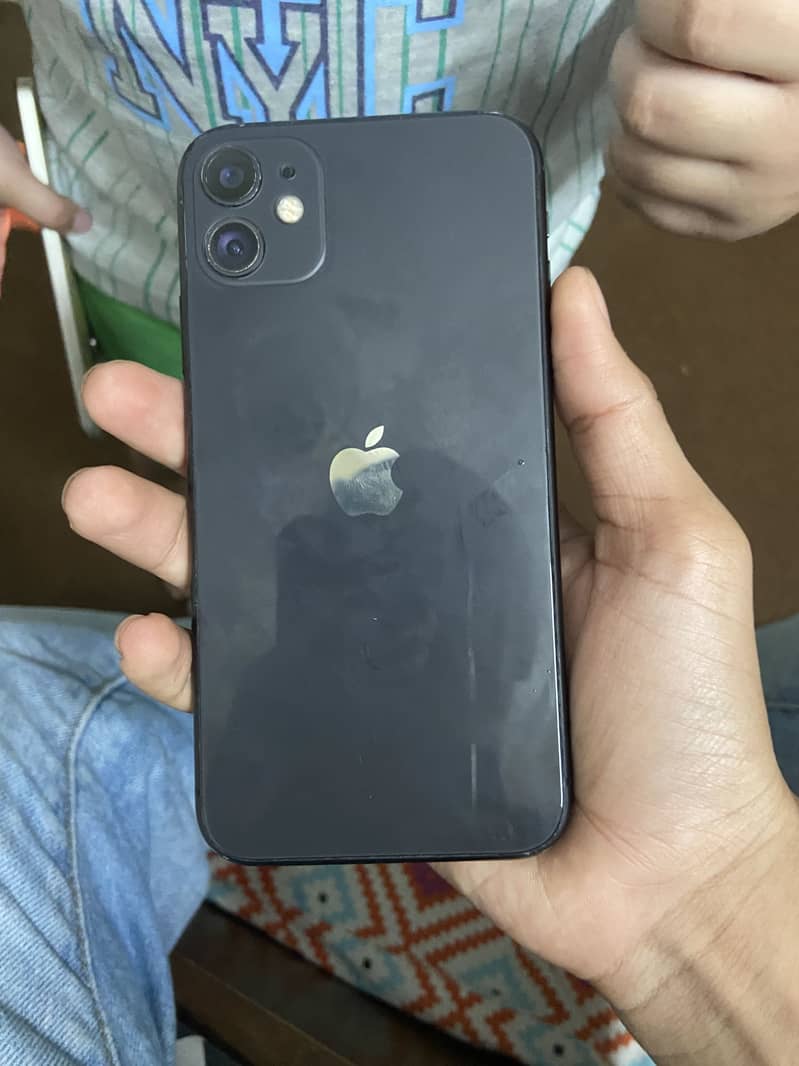 Apple iPhone 11 3