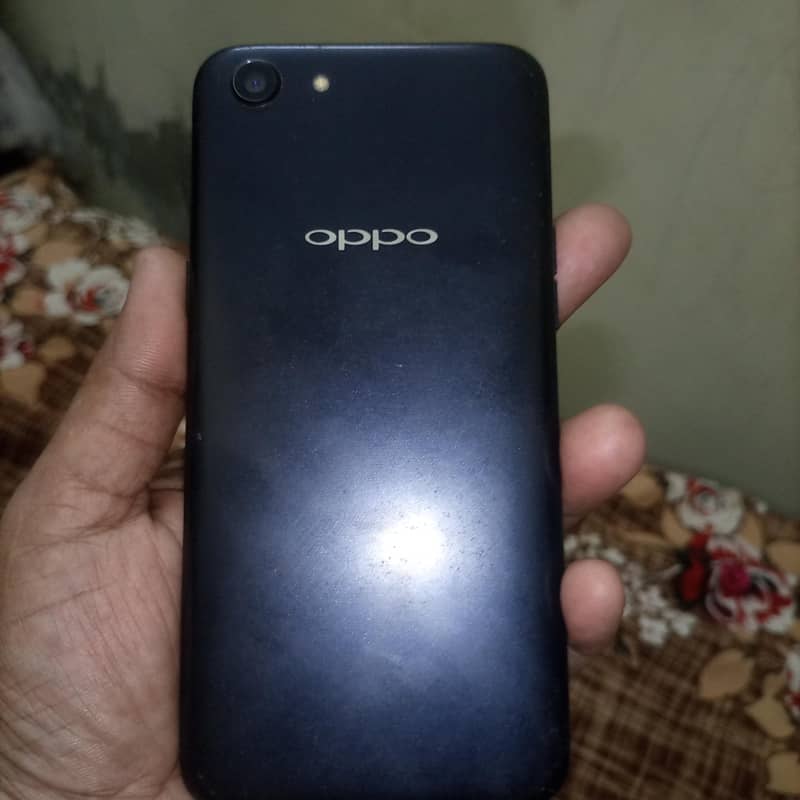 OPPO A83 2