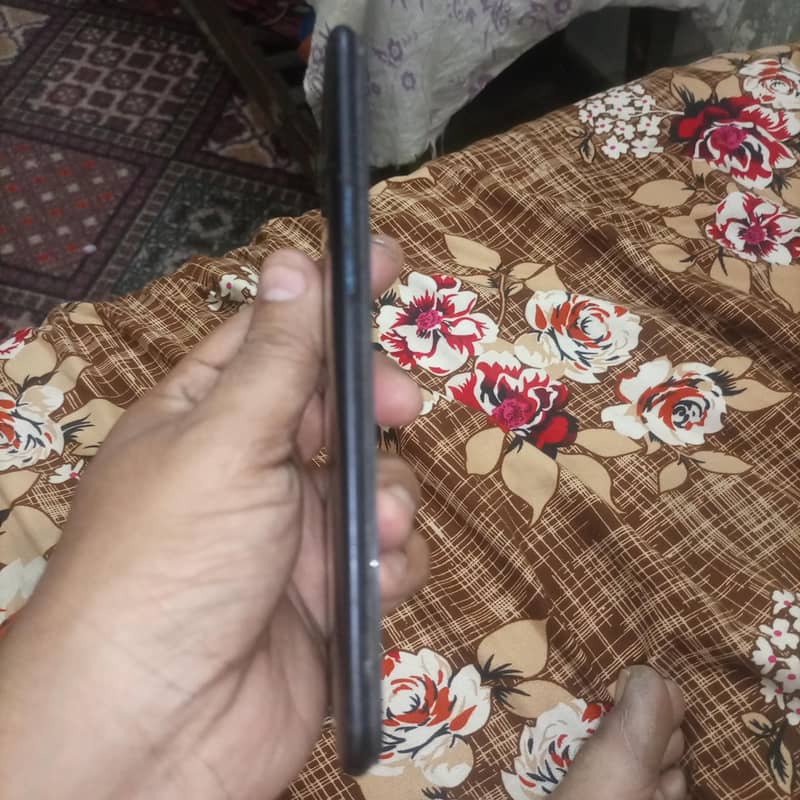 OPPO A83 5