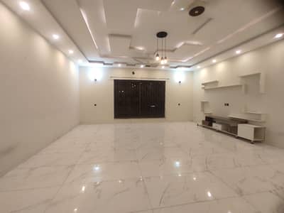 Luxury 1 Kanal Upper Portion For Rent | Sector F Block, Bahria Town Lahore | Prime Location!