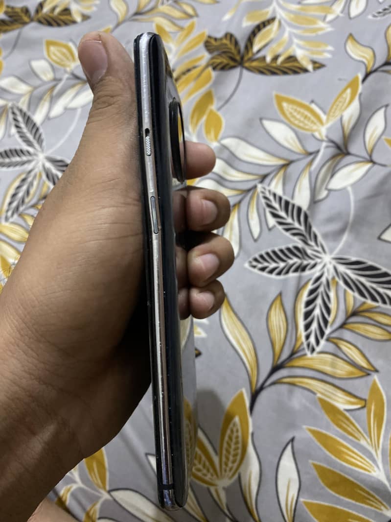 One Plus 7T 1