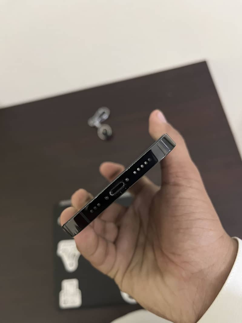 Apple iPhone 14 Pro 7