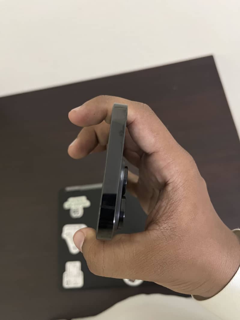 Apple iPhone 14 Pro 8