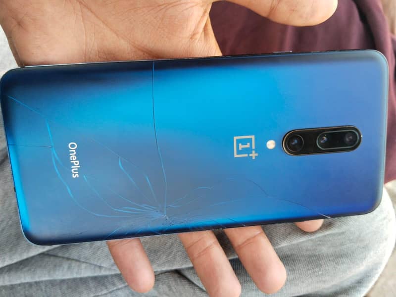 One Plus 7 Pro 3