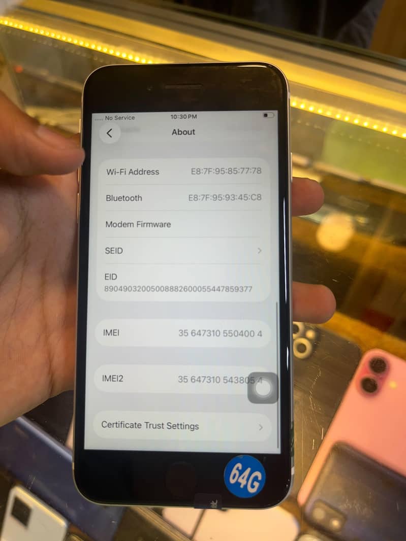 Apple iPhone SE 8