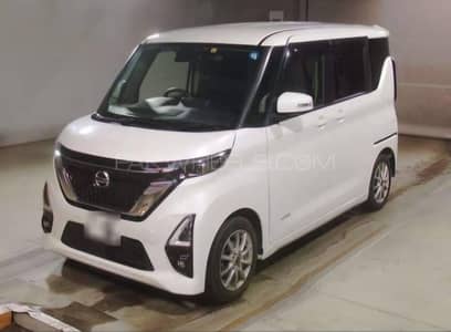Nissan Roox 2022
