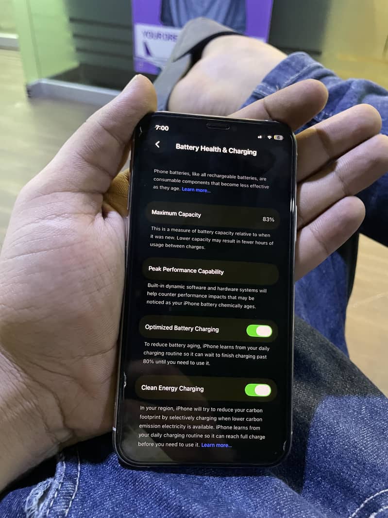 iPhone 11 Pro 4