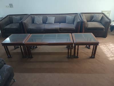 Sofa set with table