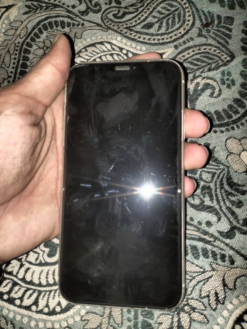Apple iPhone 11 2