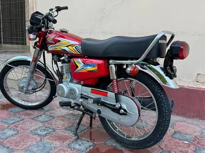 Honda CG 125 (2025)