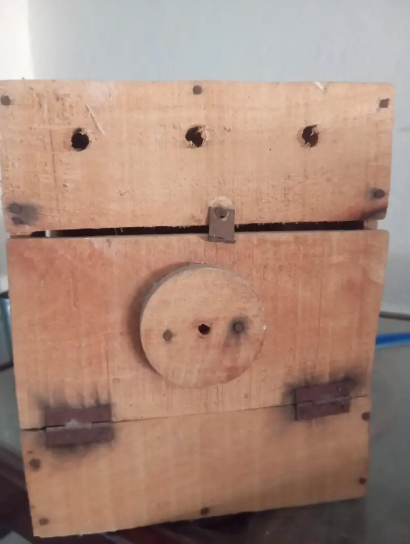 wooden boxes for birds ,love birds,java,finches — photo 2