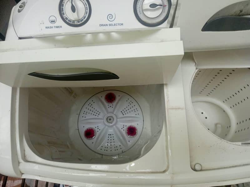 waves washing machine + Spinner 1