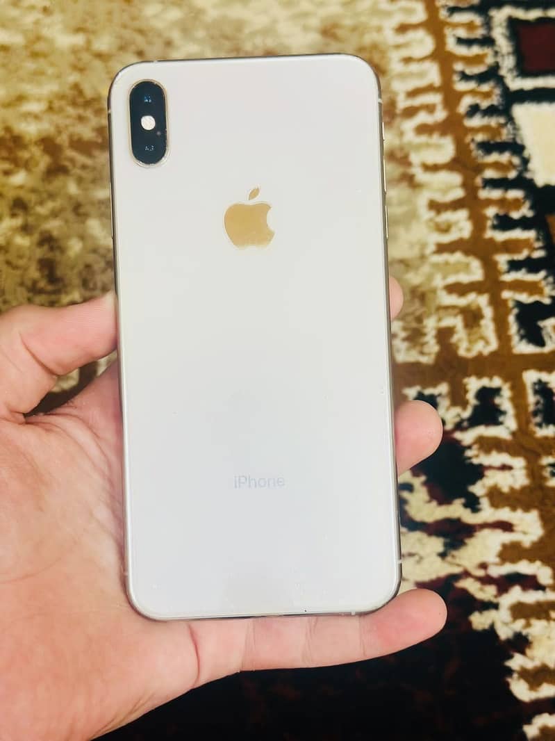 iPhone XS Max 2