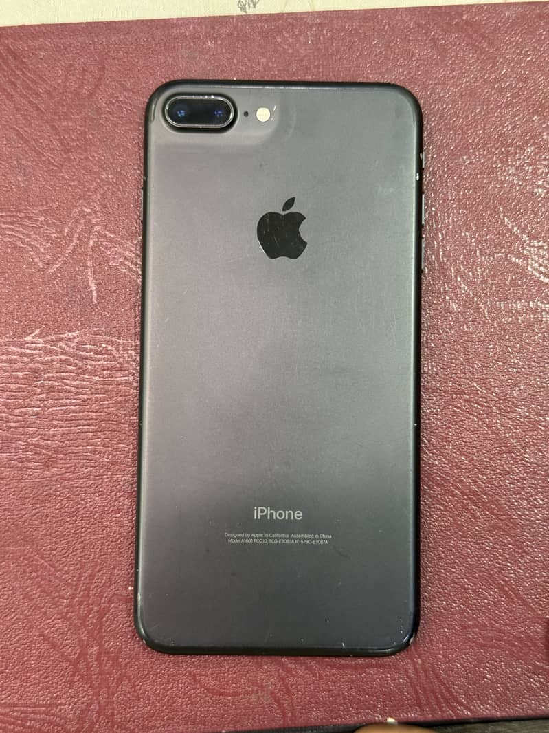 Apple iPhone 7 Plus 1