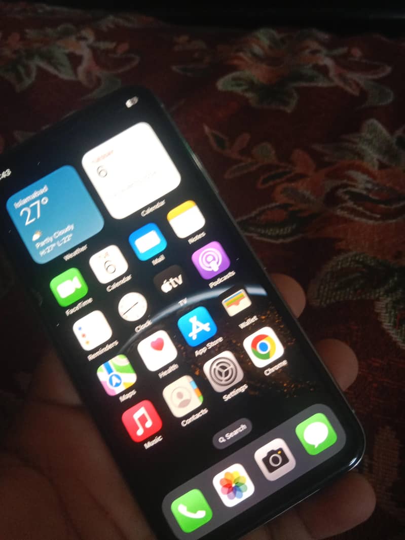 Apple iPhone X 0