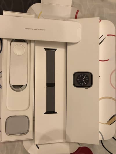 Apple Watch Series 8 Stainless Steel Milanese Loop