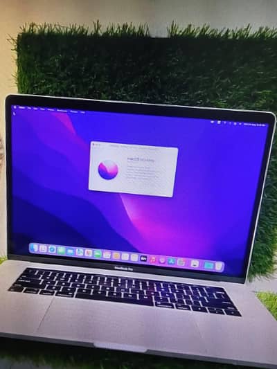 MacBook Pro 15-inch 2016 — Core i7, 16GB RAM