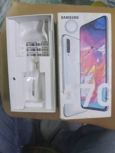 Samsung Mobile A70s