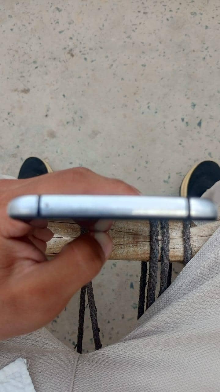 One Plus 7T 3