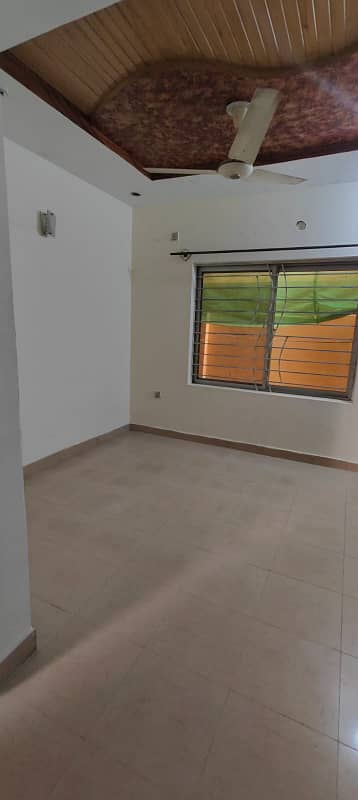 G-13 4Marla 2540 house