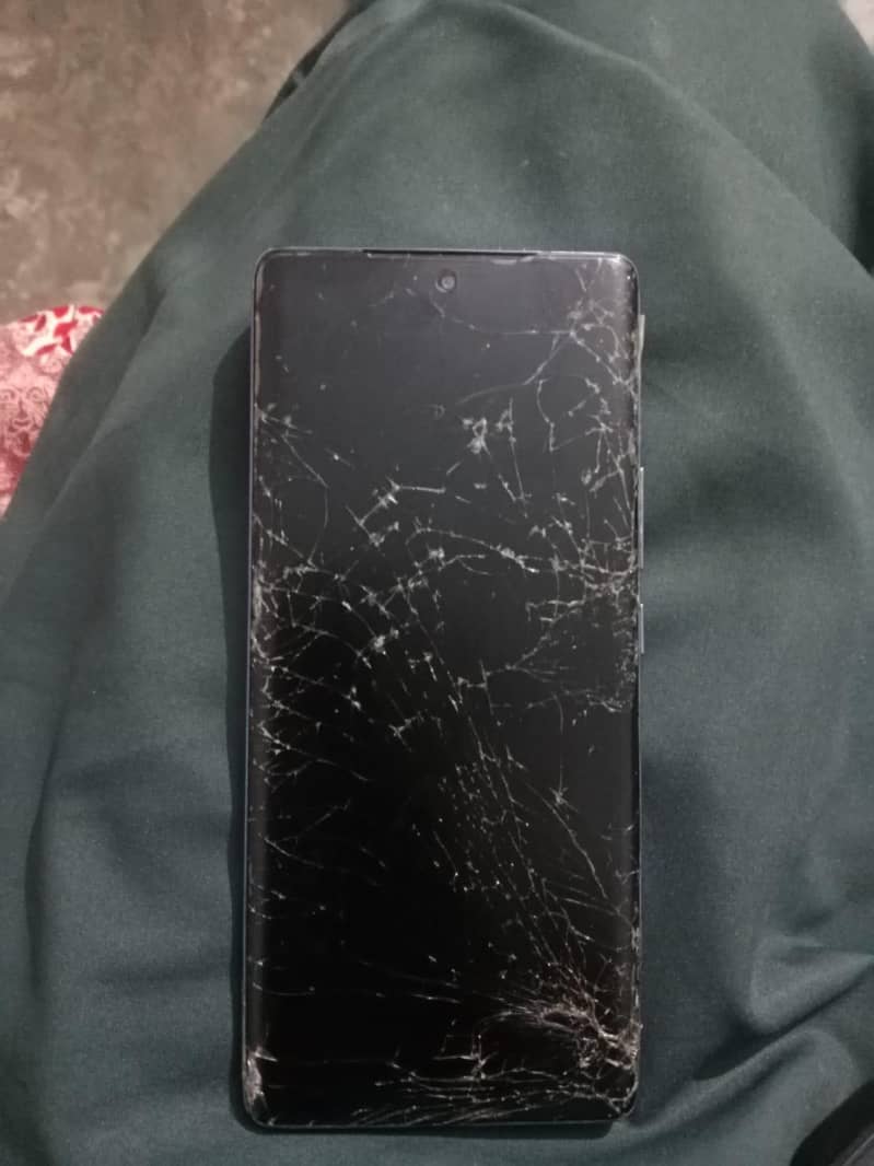 Tecno CAMON 30S 0
