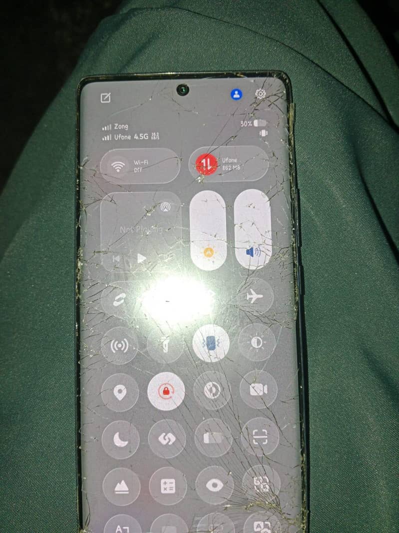 Tecno CAMON 30S 2
