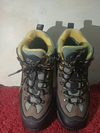 Trekking Boots Size 41 Waterproof - Like New