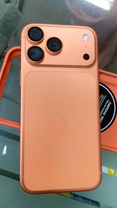 17 Pro Max Comic Orange