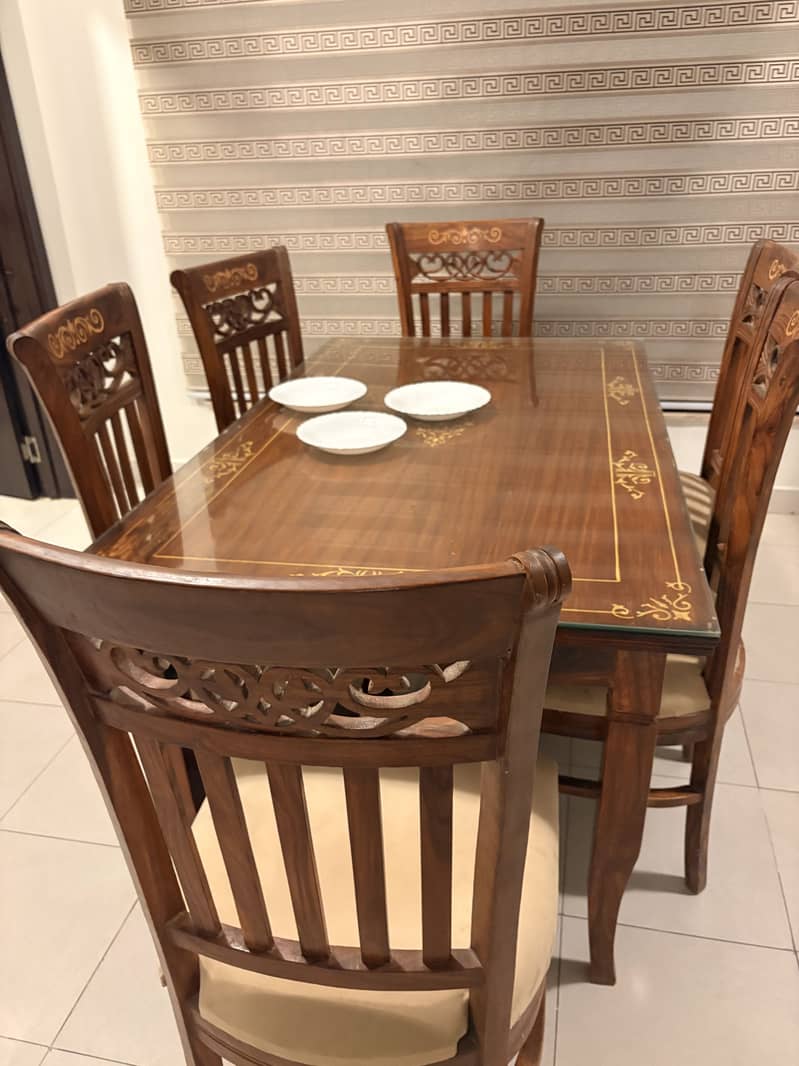 6 seater Dining table 2