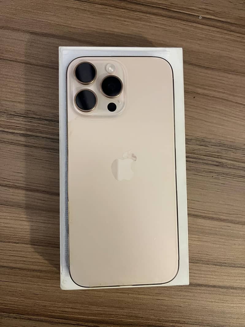 Apple iPhone 16 Pro Max 0