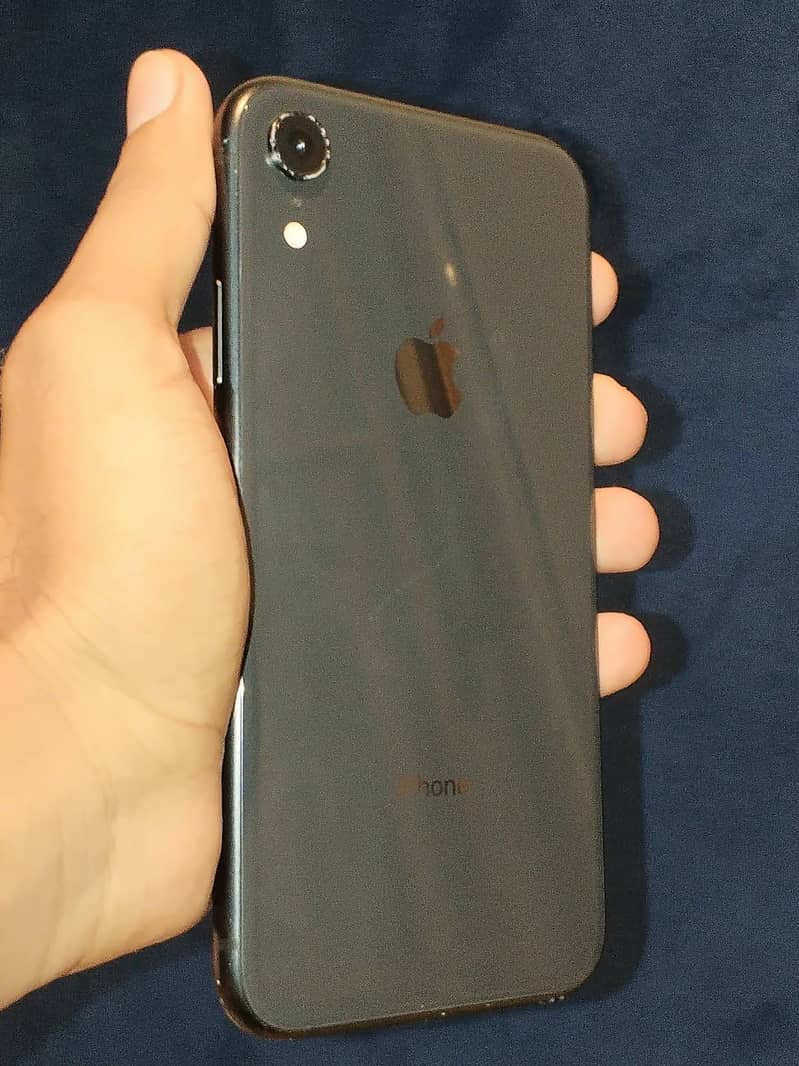 IPHONE XR 0
