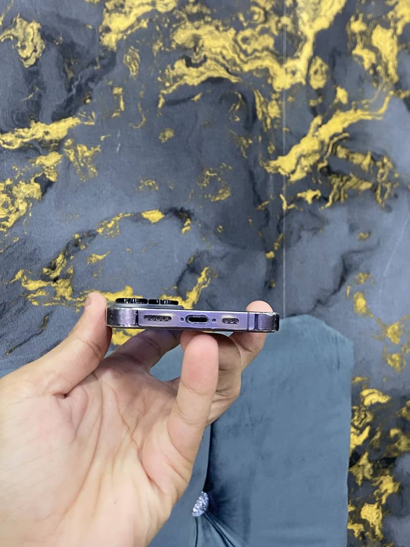 Apple iPhone 14 Pro 6