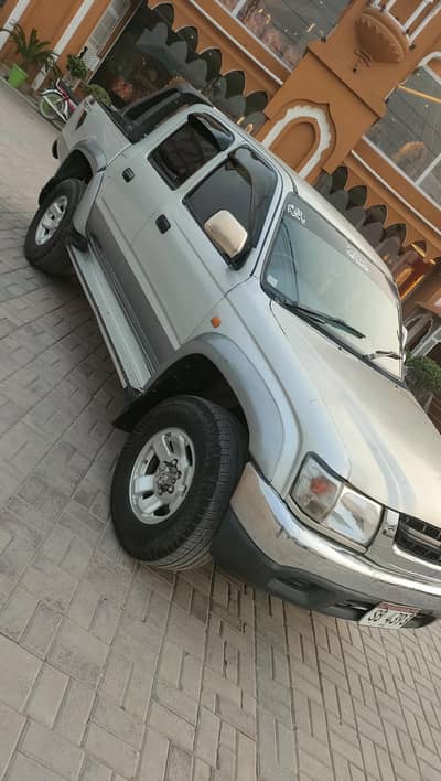 Toyota Hilux 2000