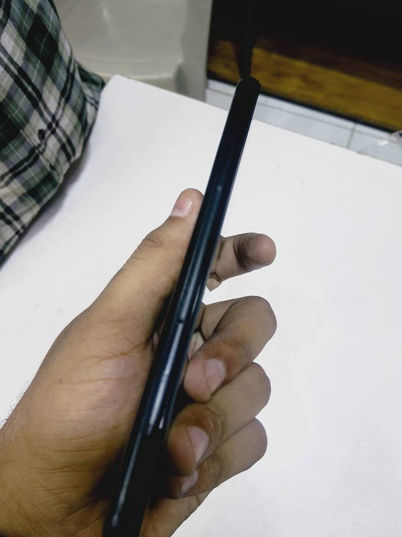 Google Pixel 4a 5