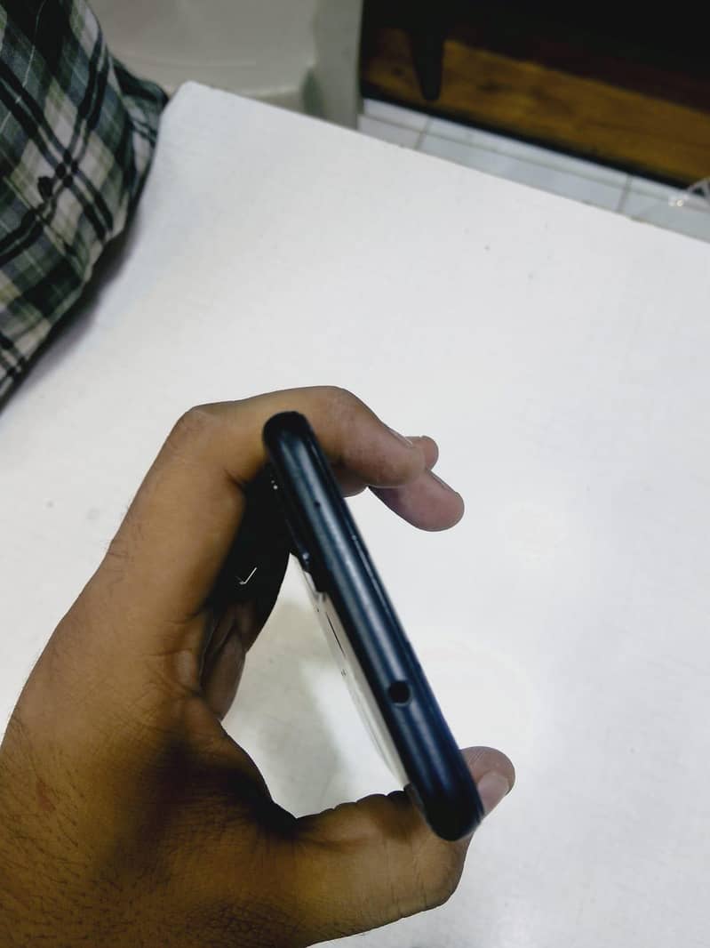 Google Pixel 4a 6