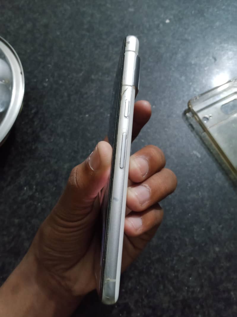 Google Pixel 7 3