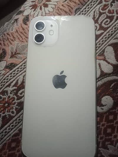 Apple iPhone 12