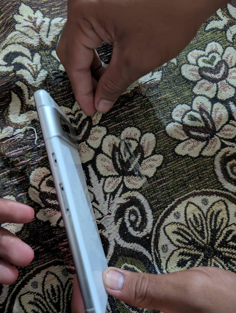 Google Pixel 7 4