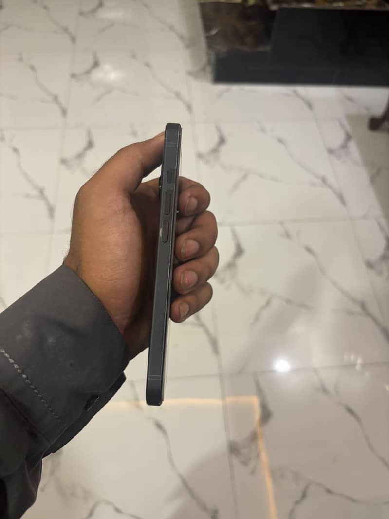 Apple iPhone 15 1