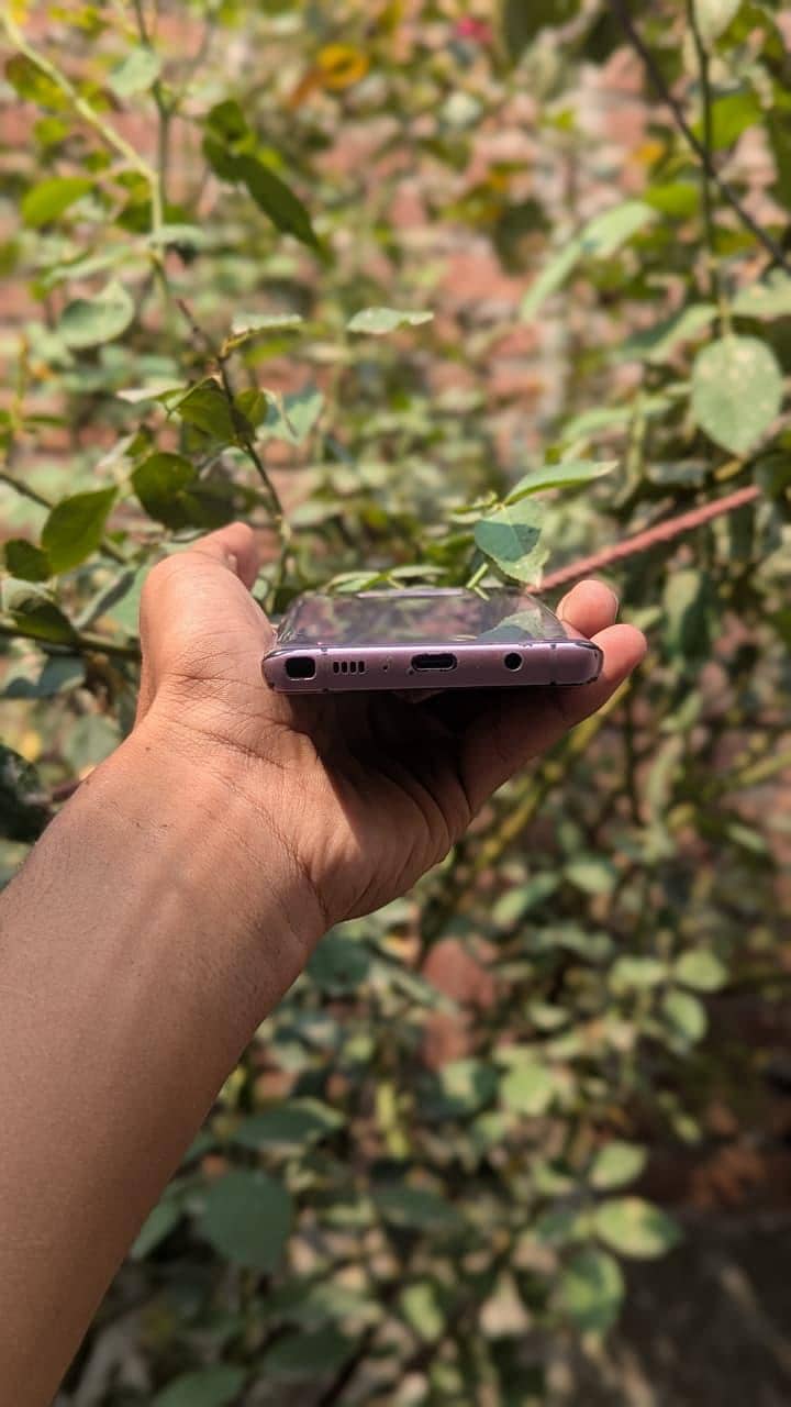 Samsung Mobile Note 9 5