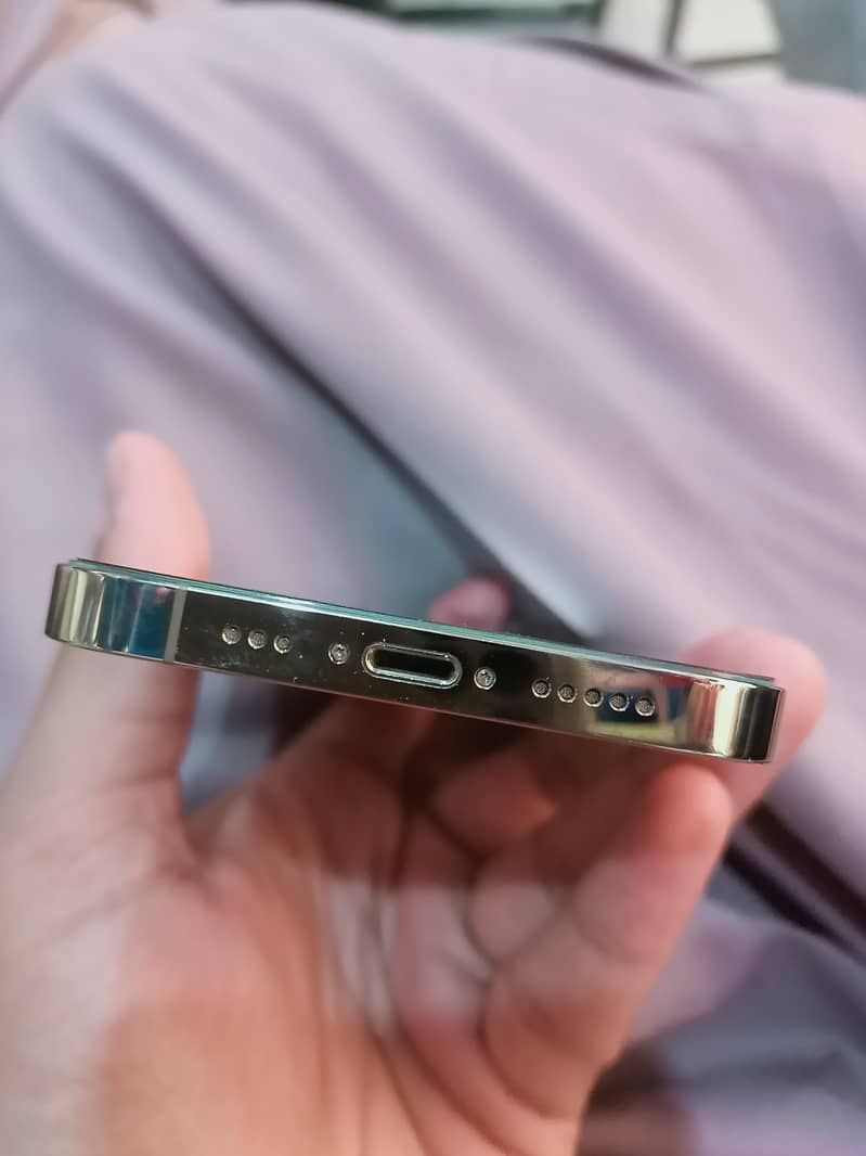 Apple iPhone 12 Pro 7
